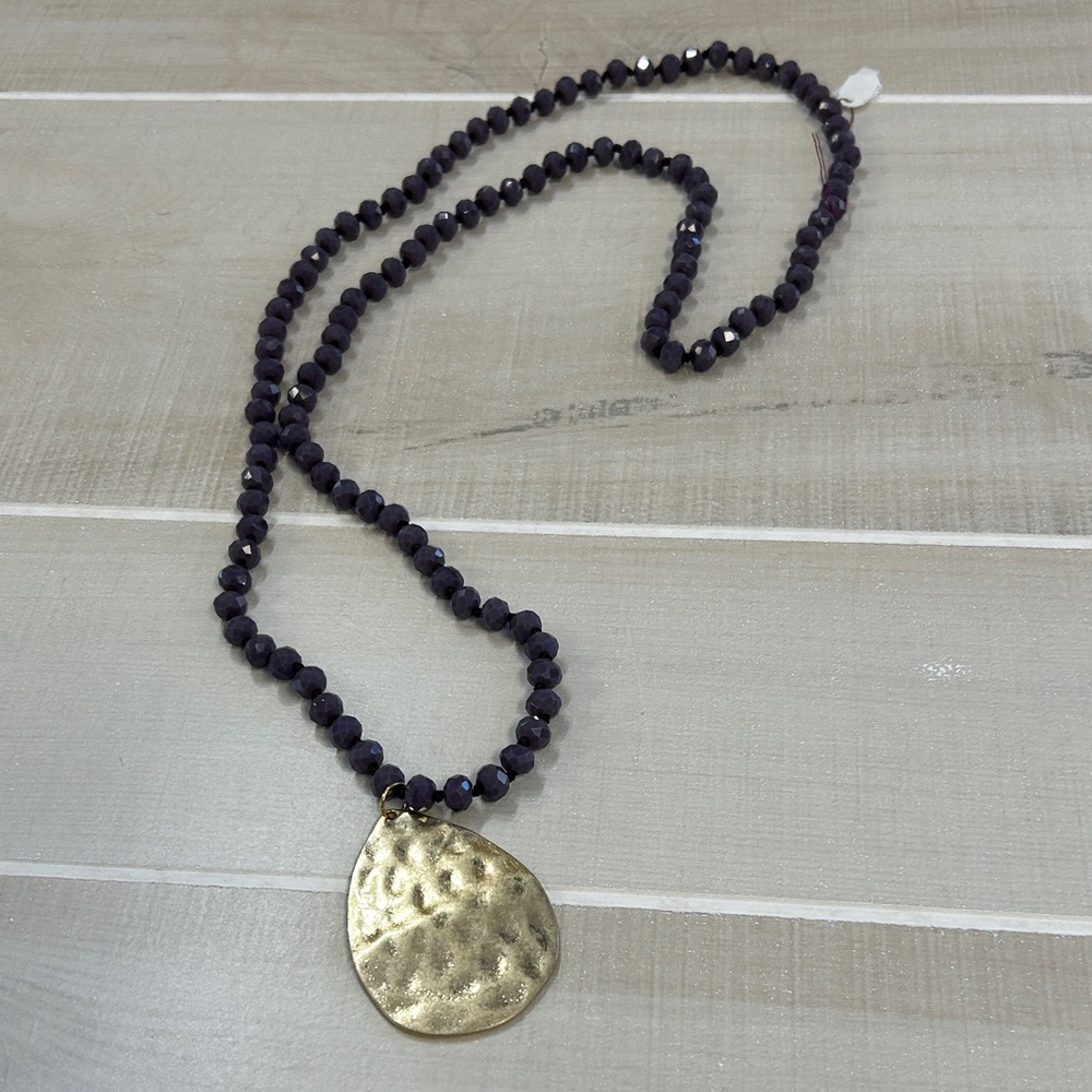Elegant Purple Beaded Necklace with Gold Pendant